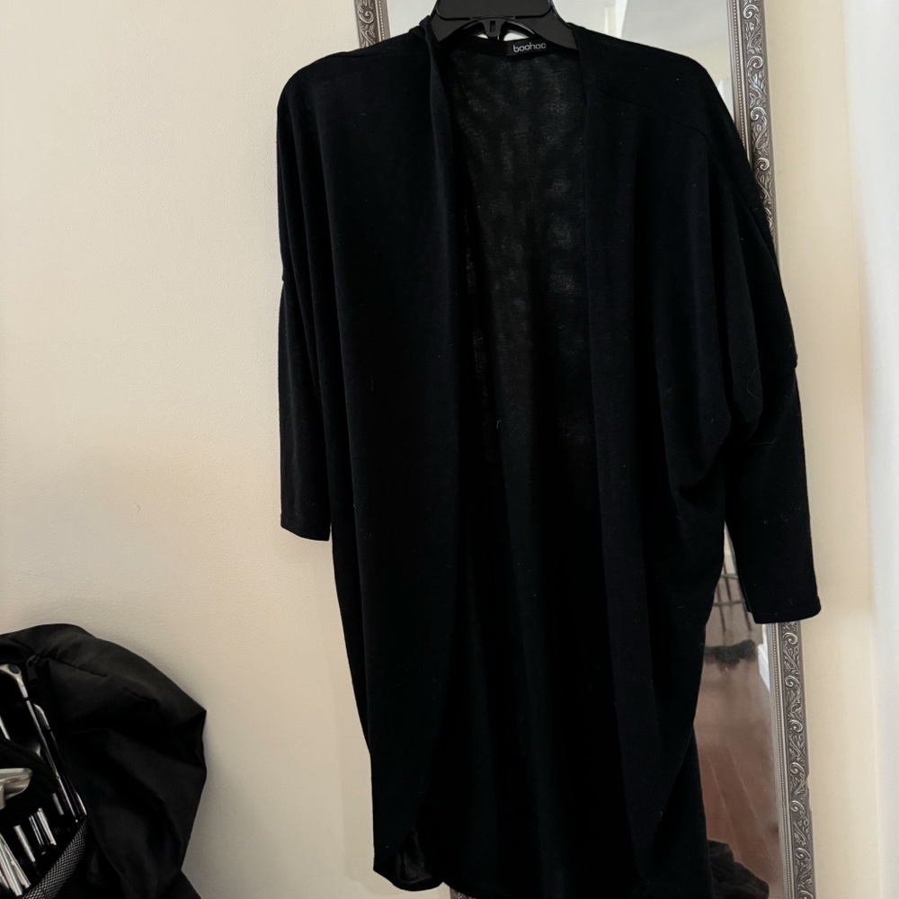 Boohoo long black cardigan